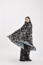 Load image into Gallery viewer, Leila Prayer Robe - Black
