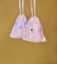 Load image into Gallery viewer, Aira Prayer Robe